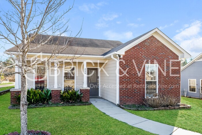 Foto principal - 229 Saratoga Ln