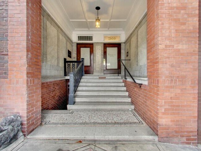 Foto del edificio - 2 bedroom in San Francisco CA 94109