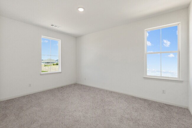 Foto del edificio - 1021 Featherglass Ln