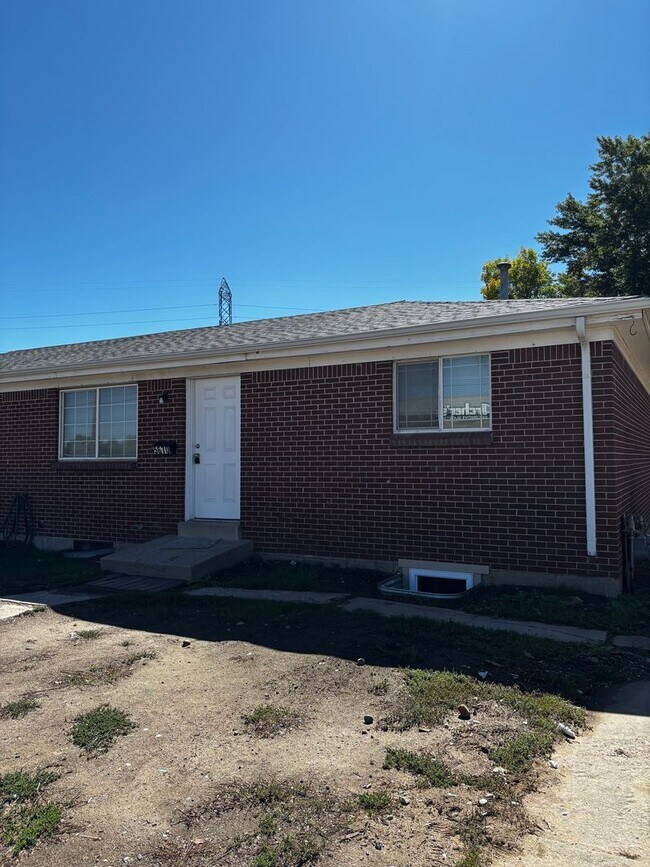 Photo - 5660/5670 W. 52nd Avenue Apartment