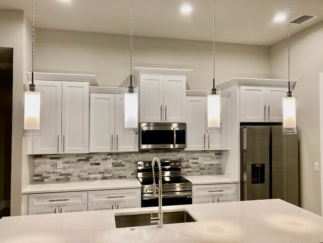 Foto del edificio - 4218 25th St SW