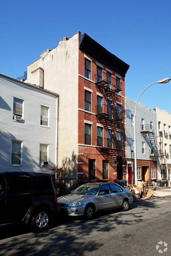 Primary Photo - 214 21st St