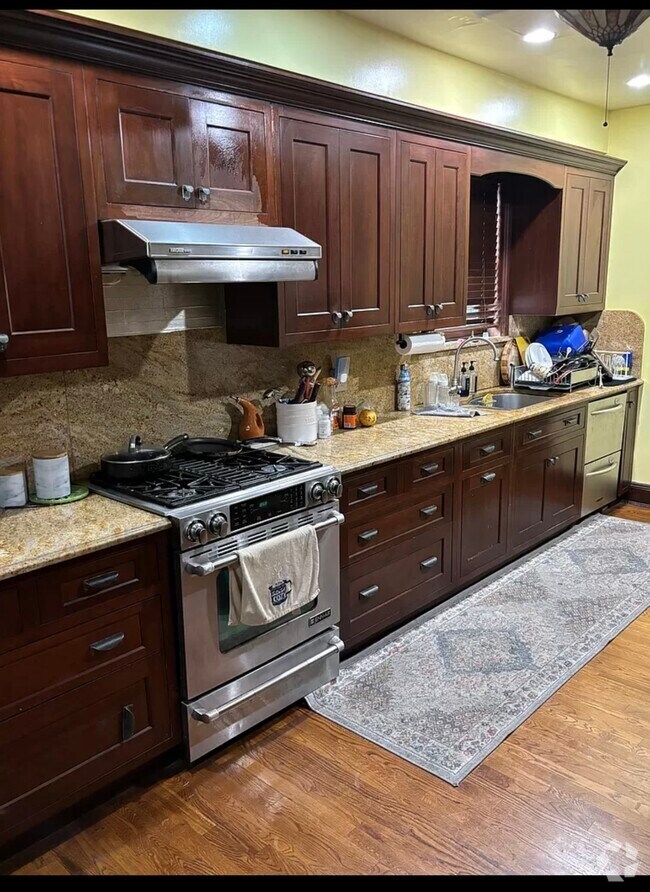 Jamaica Hillcrest Apartments for Rent with Extra Storage Queens, NY