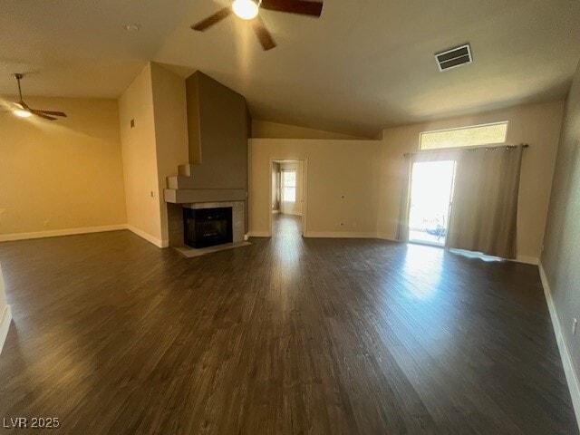Building Photo - 3352 Kylemore St