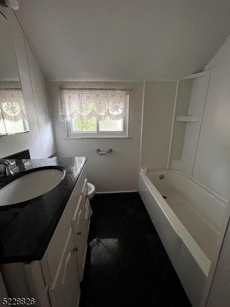 Building Photo - 15 Lawnwood Ave