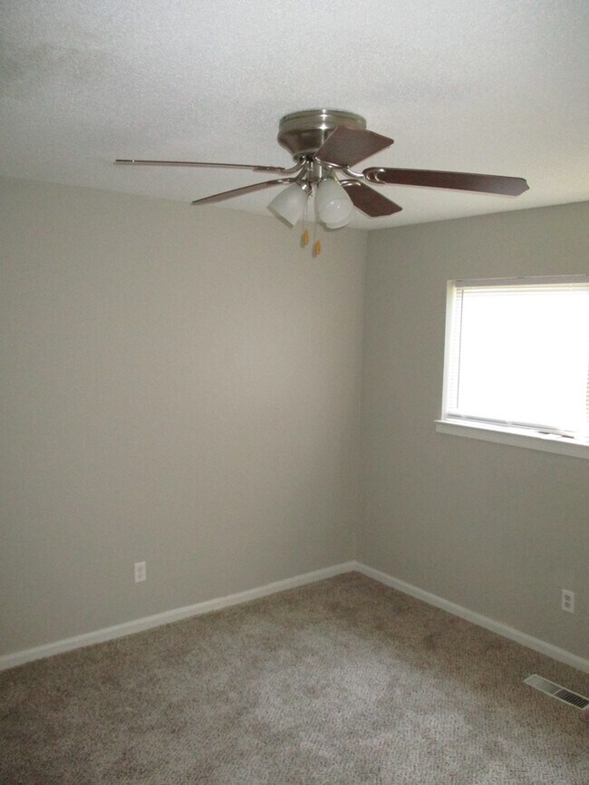 Foto del edificio - 10008 Lemoncrest Ln