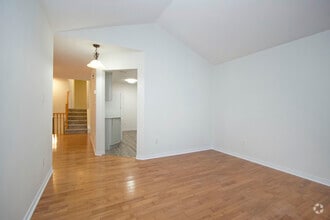 Building Photo - 45 McFeeters Crescent