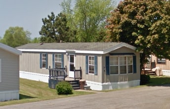 Building Photo - 320 Thompson Rd