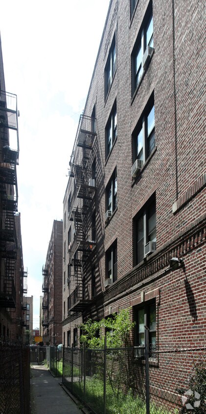 35-48 95th Street - 35-48 95th St