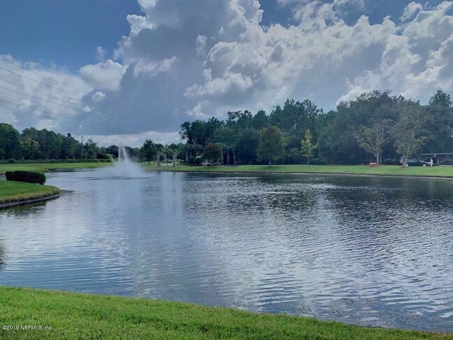 Building Photo - 10550 Baymeadows Rd
