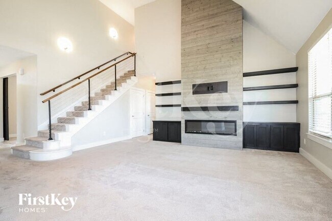 Foto del edificio - 9701 Sundance Ridge Rd