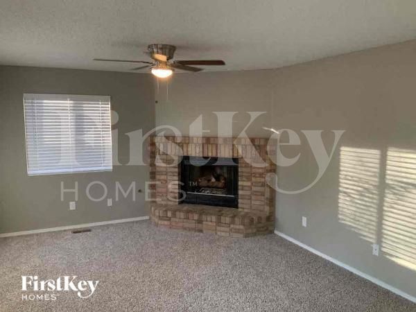 Foto del edificio - 4115 Bowsprit Ln