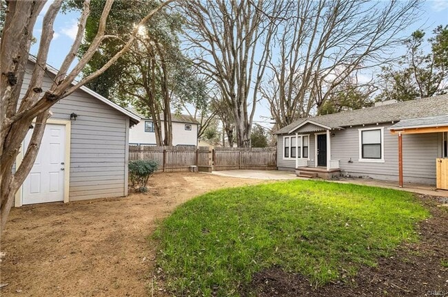 Building Photo - 1421 Citrus Ave