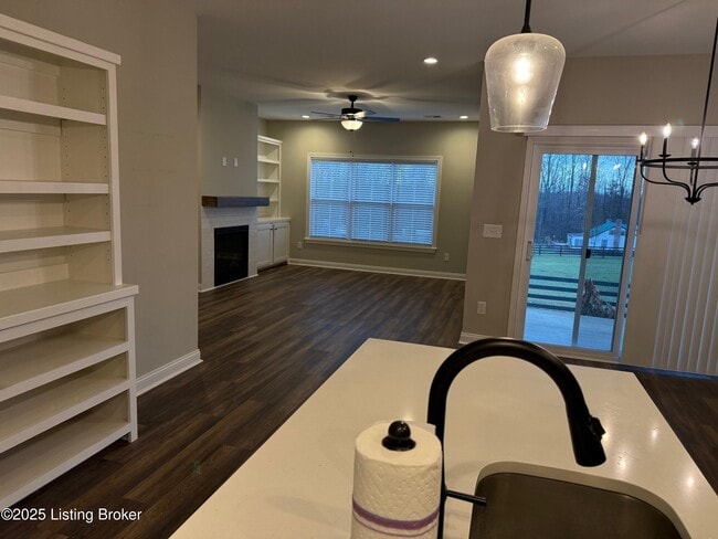 Building Photo - 2805 Alder Wood Ln