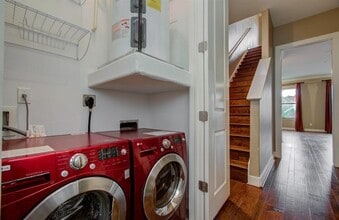 Building Photo - 510 Lovett Blvd