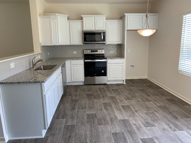 Building Photo - 3852 Tersk Dr