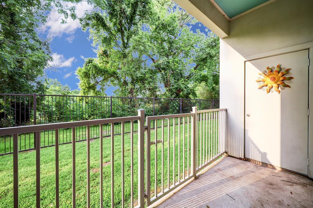 Foto principal - 1441 East St
