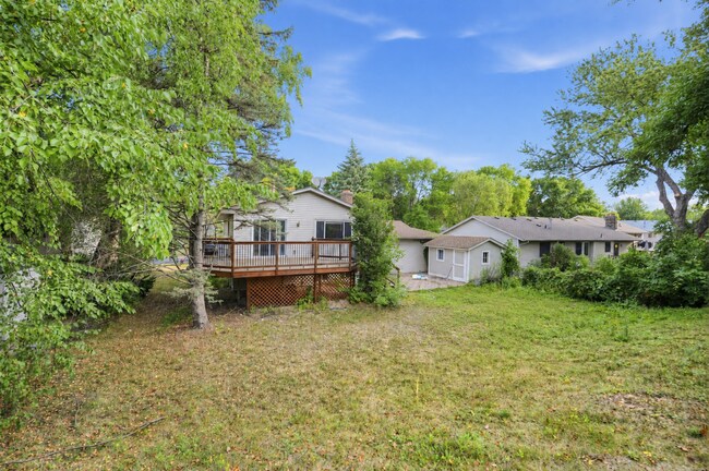 Foto del edificio - 7351 Berkshire Way