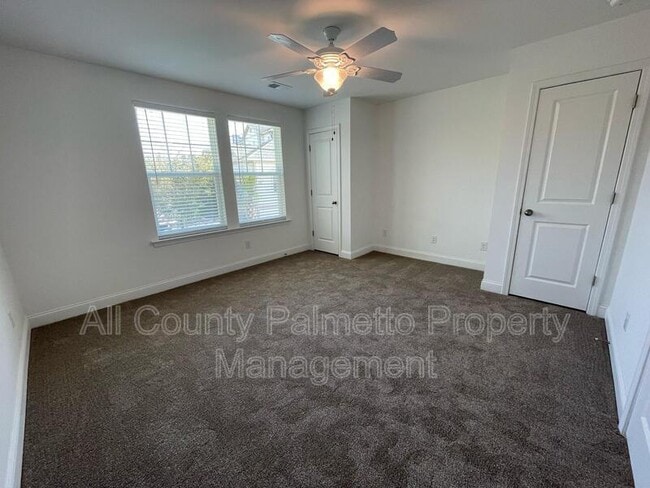 Building Photo - 1527 Foster Creek Rd