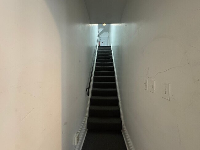 Foto del edificio - 1939 Crafton Blvd