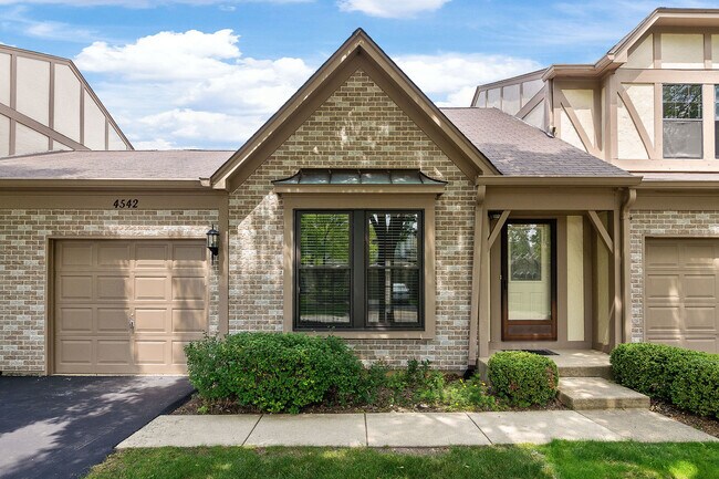 Building Photo - 4542 Topaz Dr