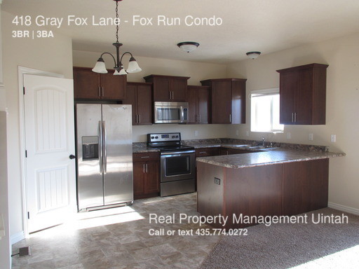 Building Photo - 418 Grayfox Ln