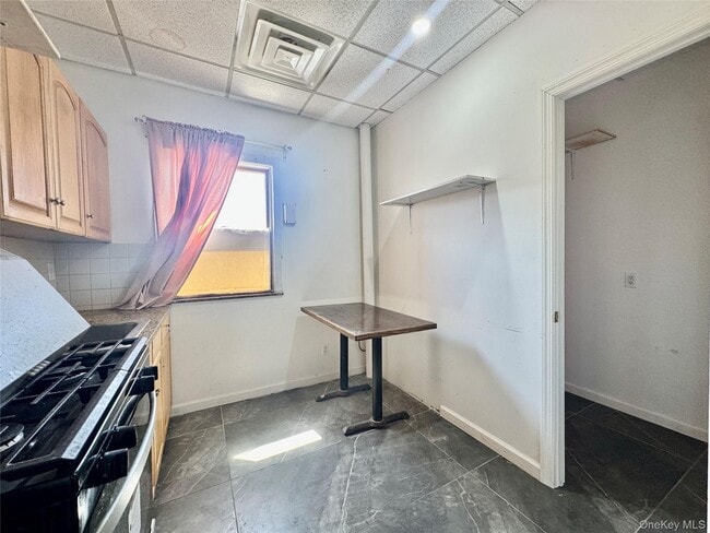 Foto del edificio - 150-11 14th Ave