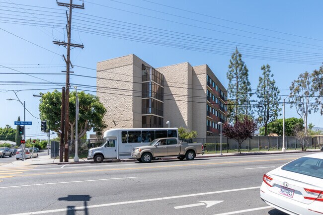 Building Alternate - Pledgerville Senior Villa