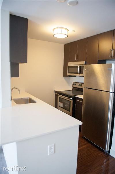 Building Photo - 761 Harrison Ave