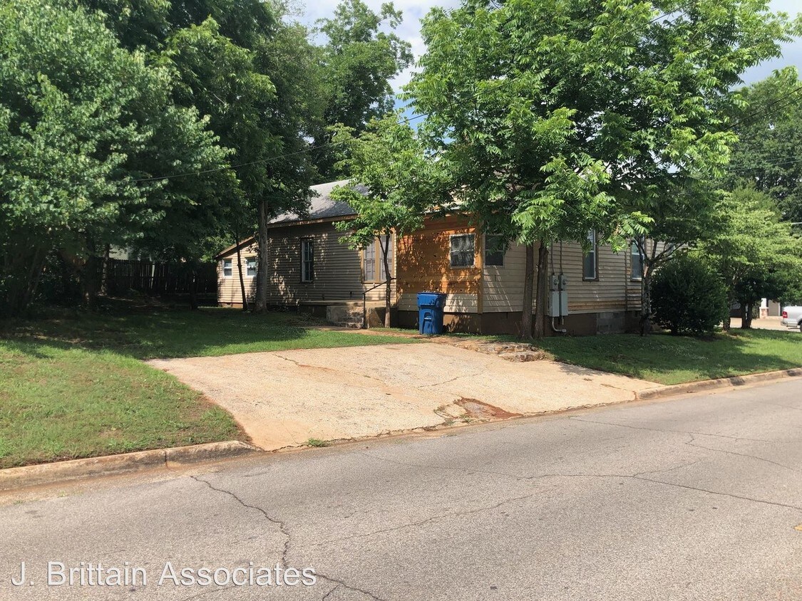 Primary Photo - 1 br, 1 bath House - 331 Oak Street