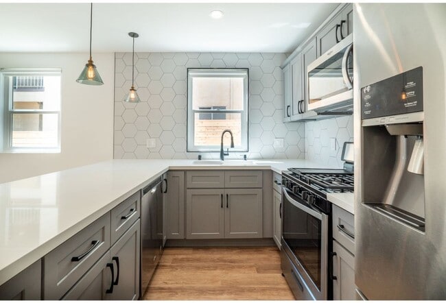 Foto del edificio - 3412 Bellevue Ave