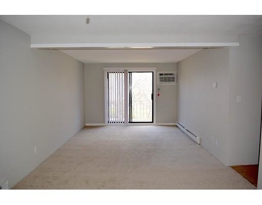 Building Photo - 800 County St