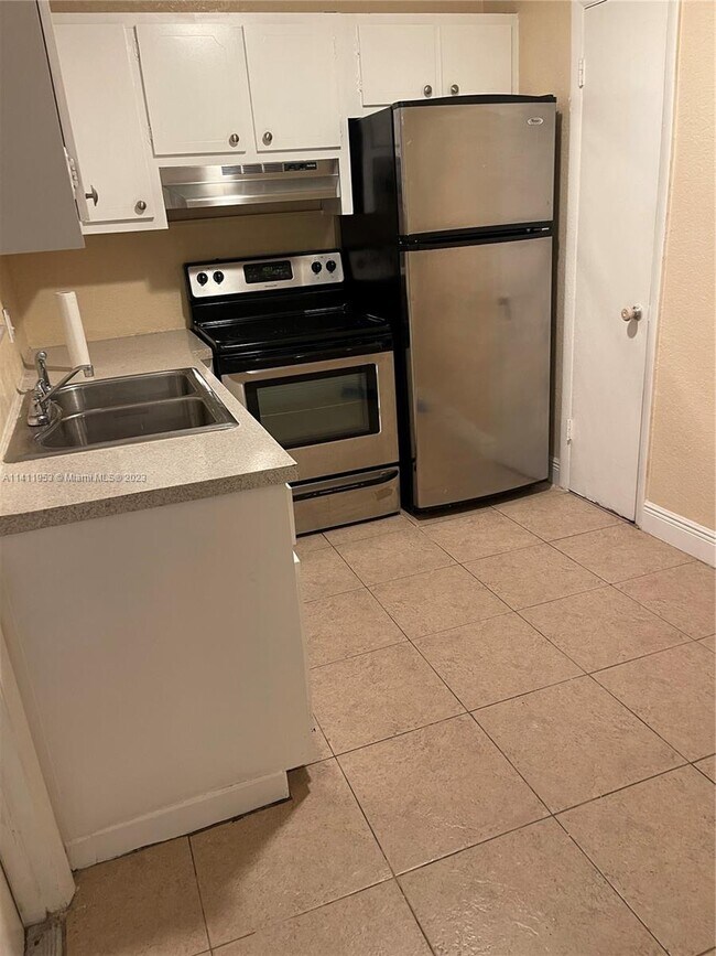 Foto del edificio - 1310 NW 43rd Ave