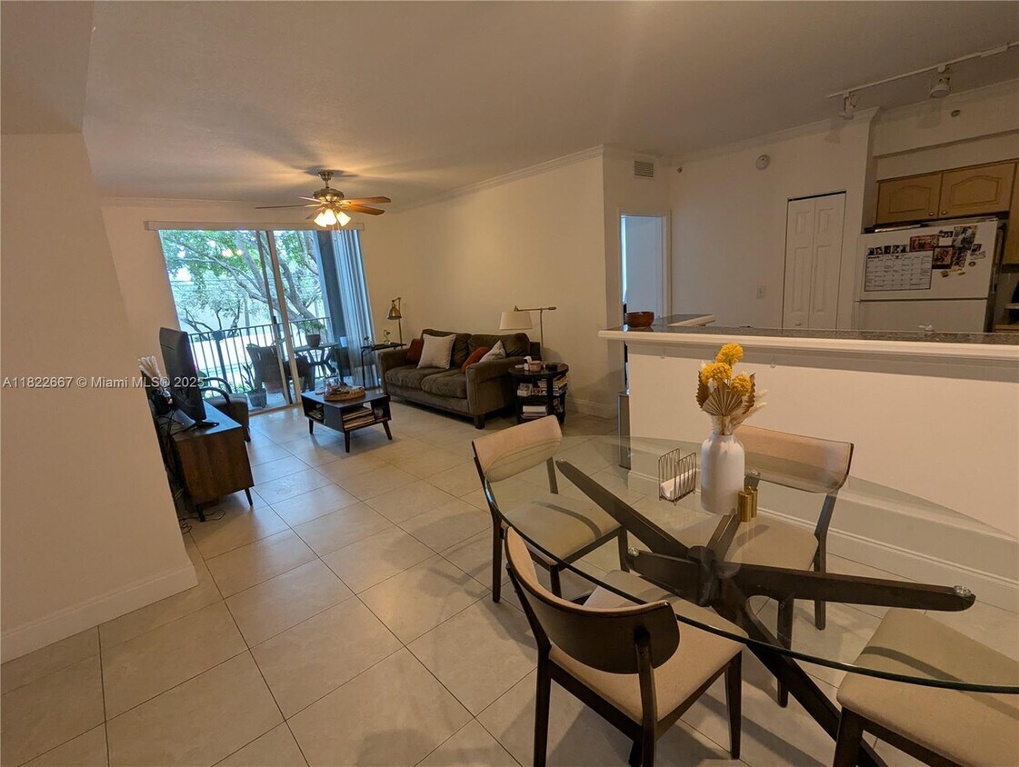 Foto principal - 6801 SW 44th St
