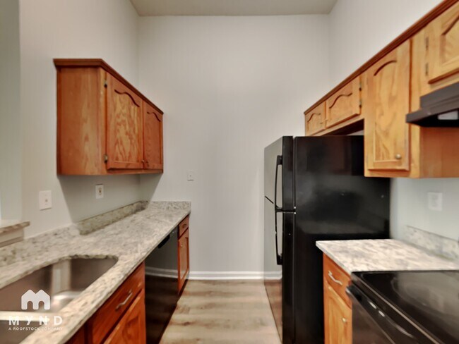 Foto del edificio - 5624 Kaitlyn Dr W