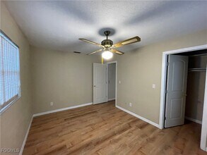 Building Photo - 4108 SE 18th Pl