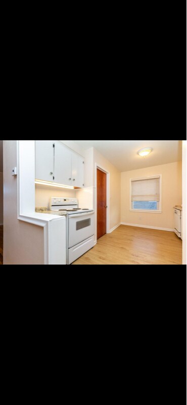 Building Photo - 15627 Portis St