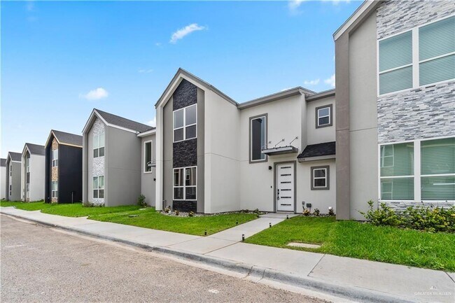 Foto del edificio - 5516 N Crown Pt