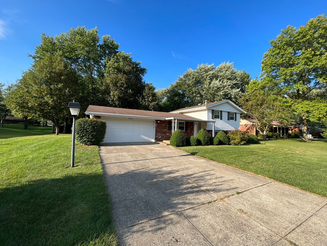 7629 Belle Plain Dr, Dayton, OH 45424 House Rental in Dayton, OH
