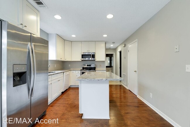 Building Photo - 3 br, 2 bath House - 260 Bailey Plantation