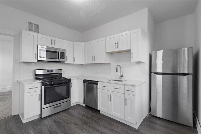 Building Photo - 3900 Howley St