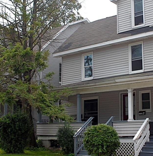 Primary Photo - 250 S Atherton St