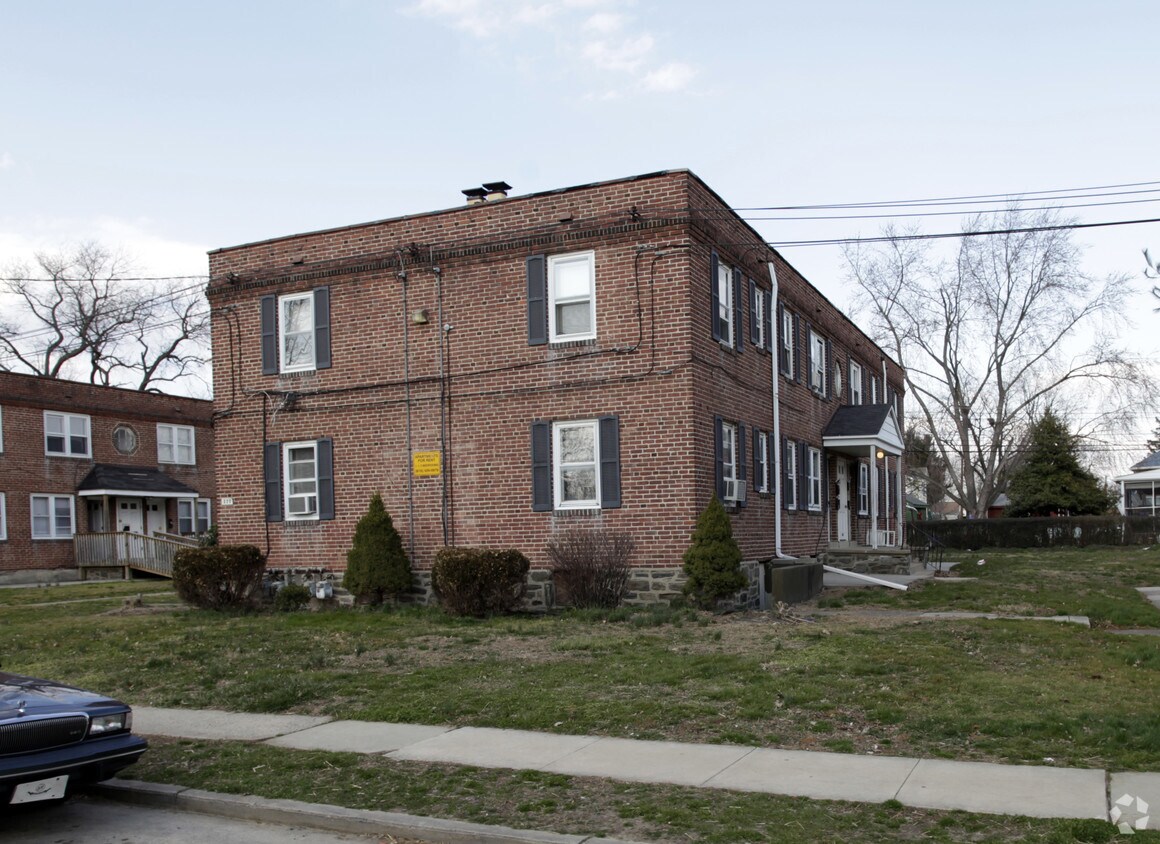 Primary Photo - 322 Morris Ave