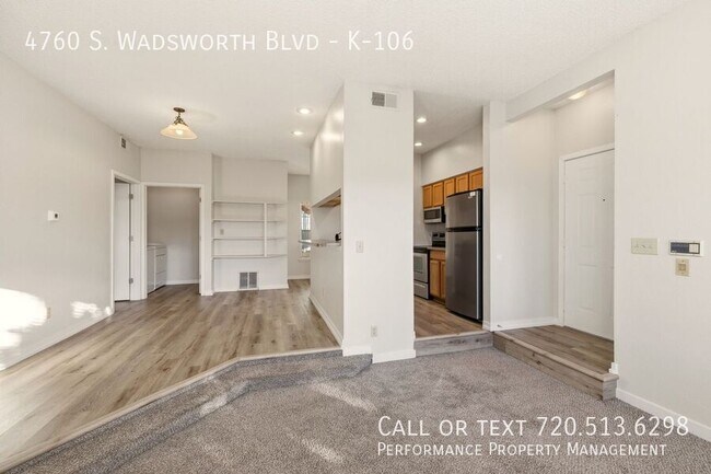 Foto del edificio - 4760 S Wadsworth Blvd