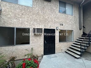 Building Photo - 1170 E South St