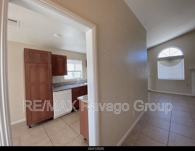 Building Photo - 6537 Orchid Hill Cir