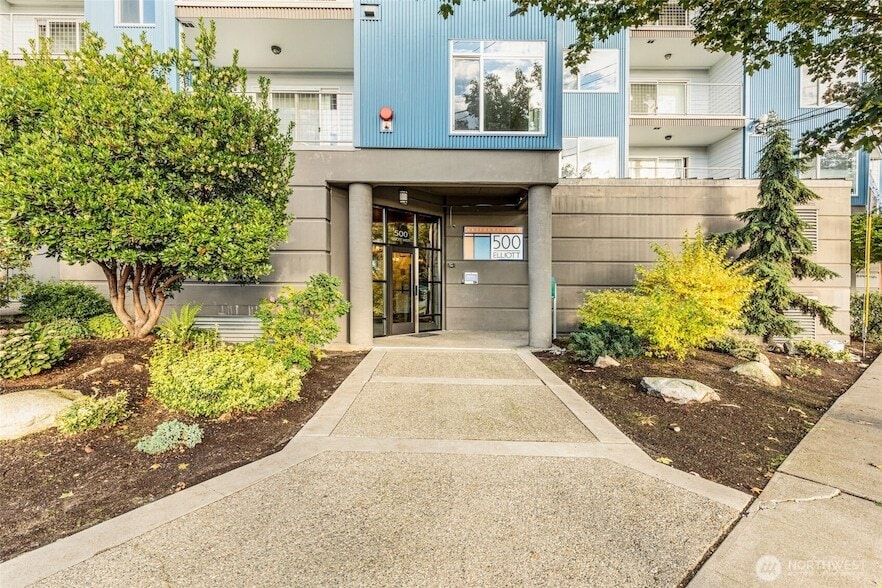 Photo - 500 Elliott Avenue West Unit 303