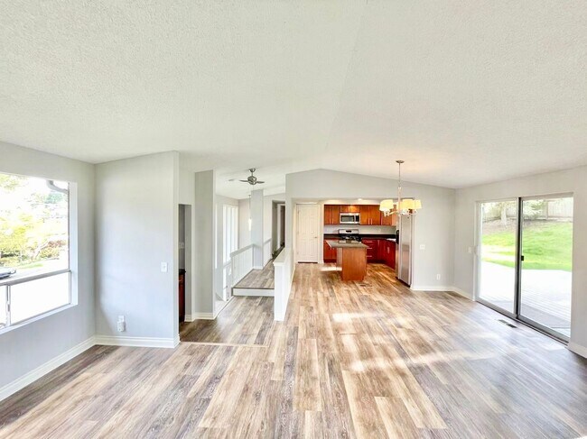 Foto del edificio - Great Home for rent
