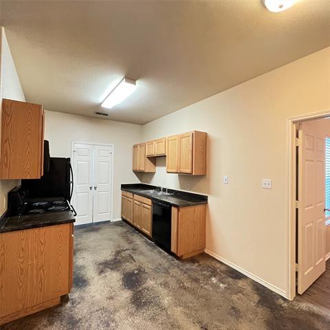 Building Photo - 102 Lindas Creek Ln