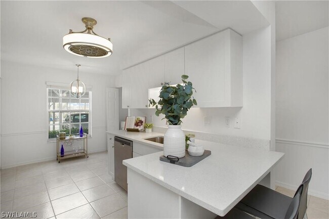 Building Photo - 470 Bermuda Cove Way